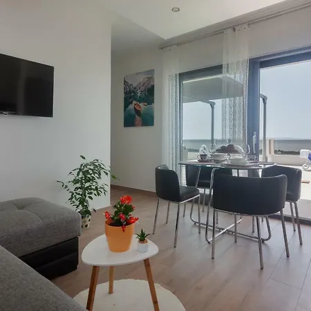 Apartment A&z Makarska